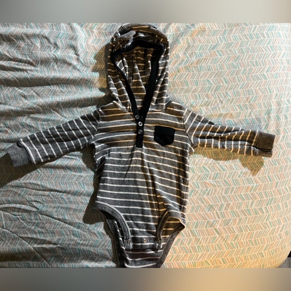 Long sleeve, hooded onesie. 6 months. Barely worn